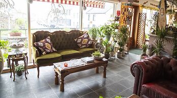 Private and peaceful one room apartments
