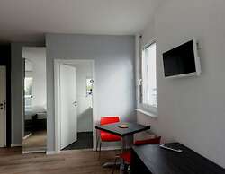 looks-inn