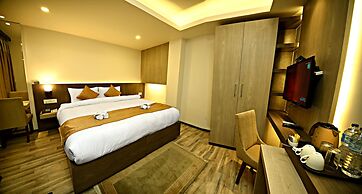 The Milestone Hotel