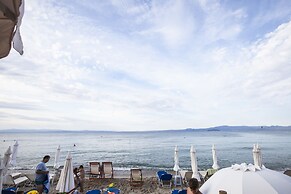 Xenios Hotel