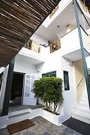 Xenios Hotel