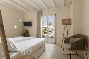 Villa Veneta at Ornos Sea View