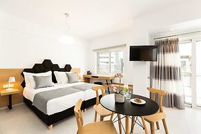 Cyano Hotel