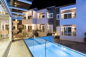 Cyano Hotel