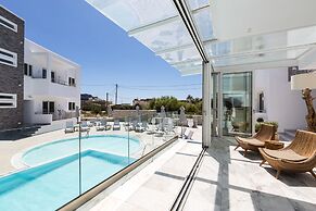 Cyano Hotel