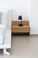 Cyano Hotel