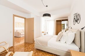 Cyano Hotel
