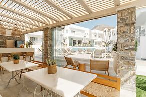 Cyano Hotel