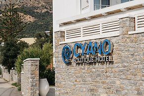Cyano Hotel