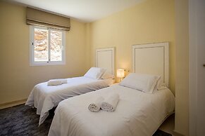 Luxurious and Spacious, 3 bedroom apartment ZA16