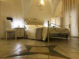 26 Suite Home