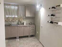 26 Suite Home