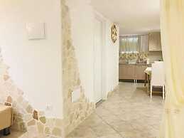 26 Suite Home