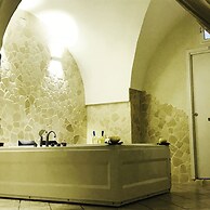 26 Suite Home