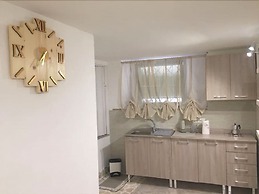 26 Suite Home