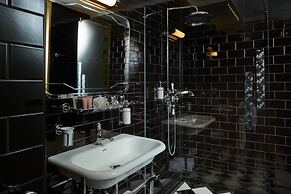 Hotel Collect – Adults Only