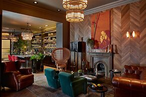 Hotel Collect – Adults Only