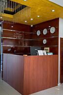 Aura Hotel