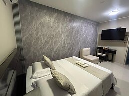 Aura Hotel
