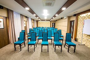 Rayan Hotel