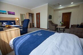 Rayan Hotel