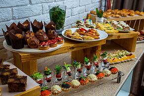 Rayan Hotel