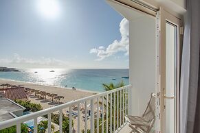 Turtles Nest Beach Resort 