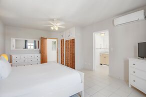 Turtles Nest Beach Resort 