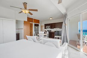 Turtles Nest Beach Resort 