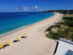 Turtles Nest Beach Resort 