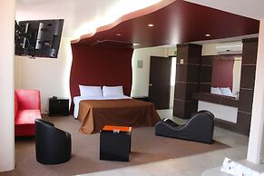 Motel Séptimo Eclipse - Adults Only