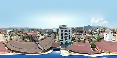 Vangvieng Night Market Resort