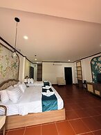 Vangvieng Night Market Resort