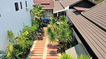 Vangvieng Night Market Resort