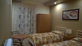 B&B Patty's House