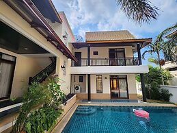 Punnapha Pool Villa  Pattaya