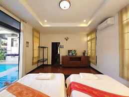 Punnapha Pool Villa  Pattaya