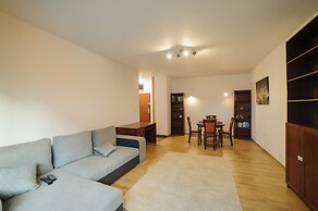 Warsaw Panorama Apartment