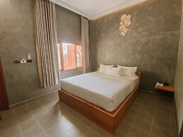 Tachang Airport Hotel