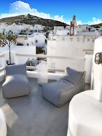 The Luna Suites
