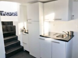 The Luna Suites