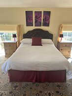 Tontine Hotel & Bar