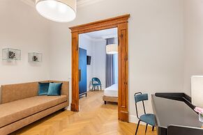 3110 ArtHotel