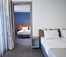 Pollis Hotel