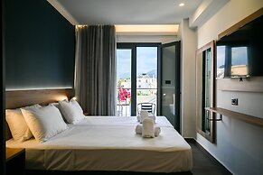 Pollis Hotel