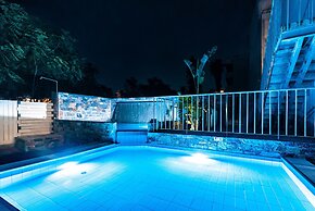 Pollis Hotel