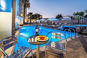 Pollis Hotel