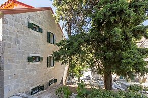 Luxury Rooms Miara in City Centre