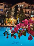 Silver Pine Hotel