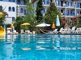 Silver Pine Hotel